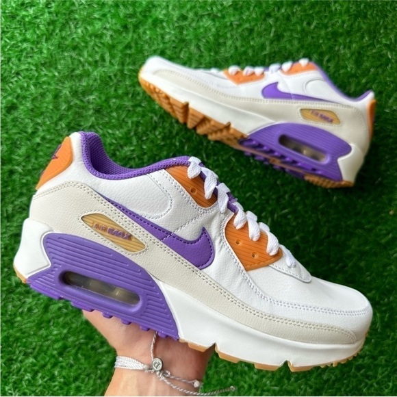 Nike Shoes - Nike Air Max 90 White / Action Grape Phantom